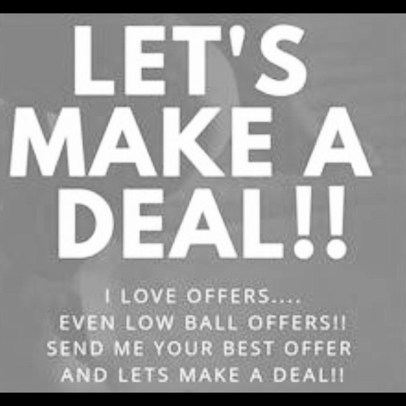 Come and make a deal! I want to clean my closet😊 - Picture 3 of 9